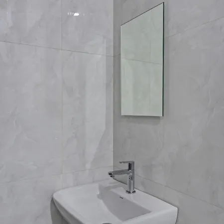 Hsquare Luxury Apartments Goregaon Mumbai Exterior photo