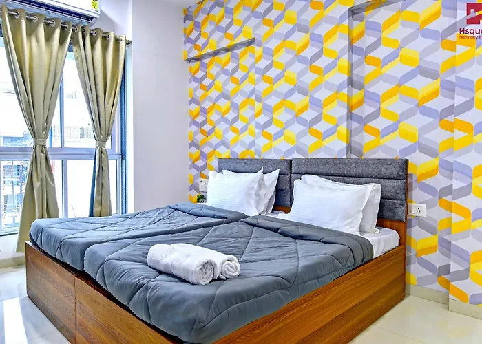 Hsquare Luxury Apartments Goregaon